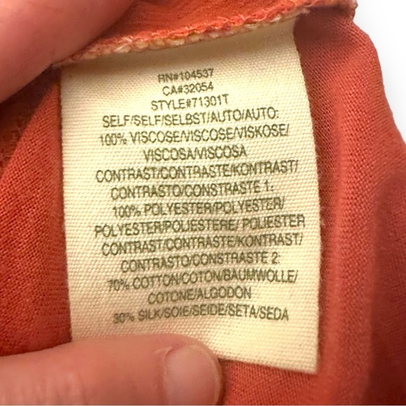 Anthropologie | Tiny Embroidered Fabric Contrasted Top Size S NWOT - Picture 9 of 10